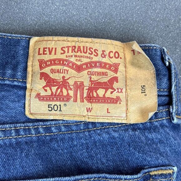 Levi's‎ 501  Button Fly Jeans Men's 50 x 32 Medium Wash Classic Straight Fit - Picture 5 of 7